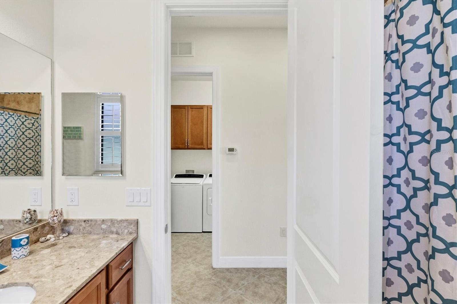 Image 32 of 73 For 10412 Crooked Creek Drive