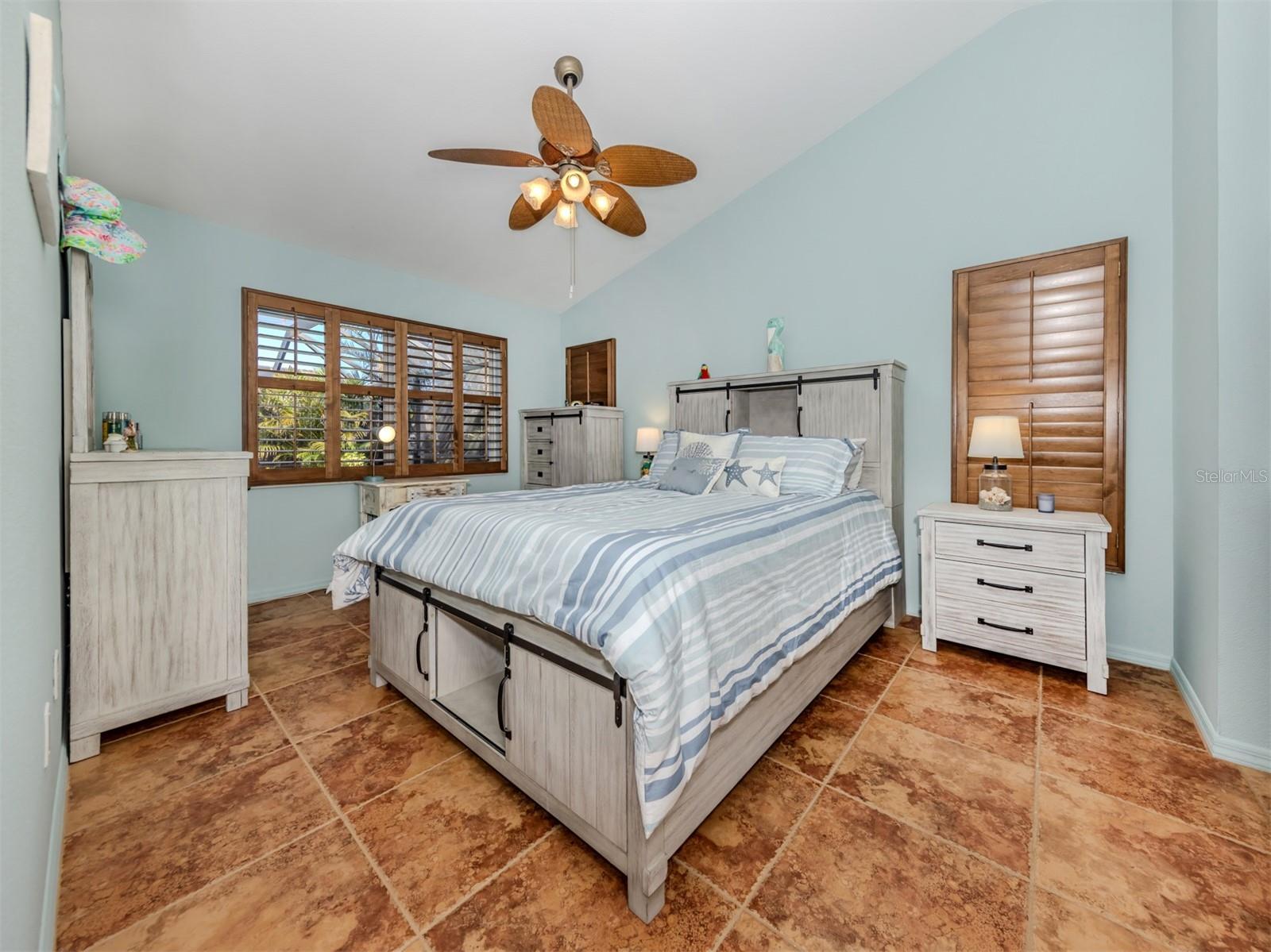 Image 13 of 50 For 613 Sugarwood Drive