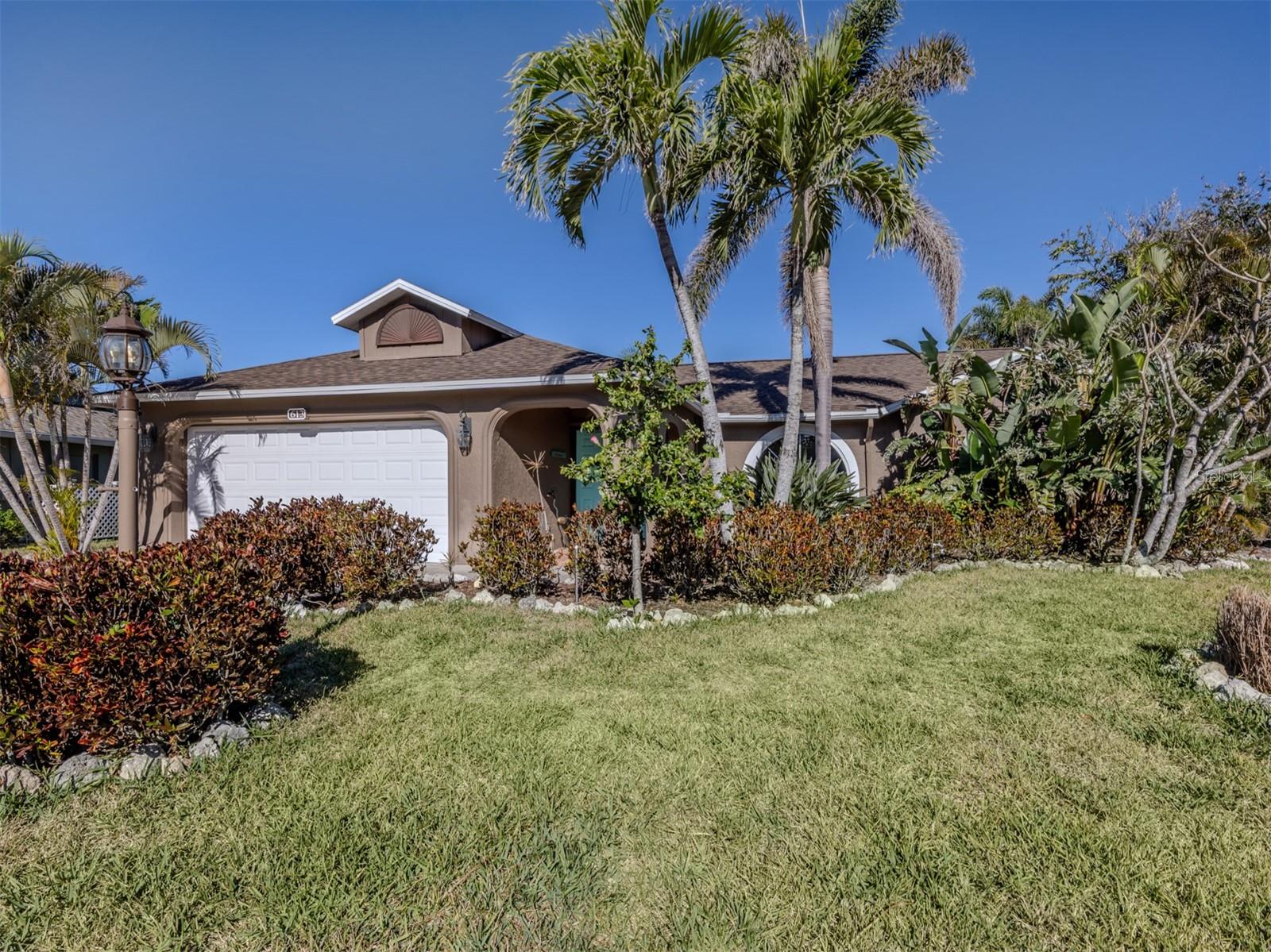 Image 37 of 50 For 613 Sugarwood Drive