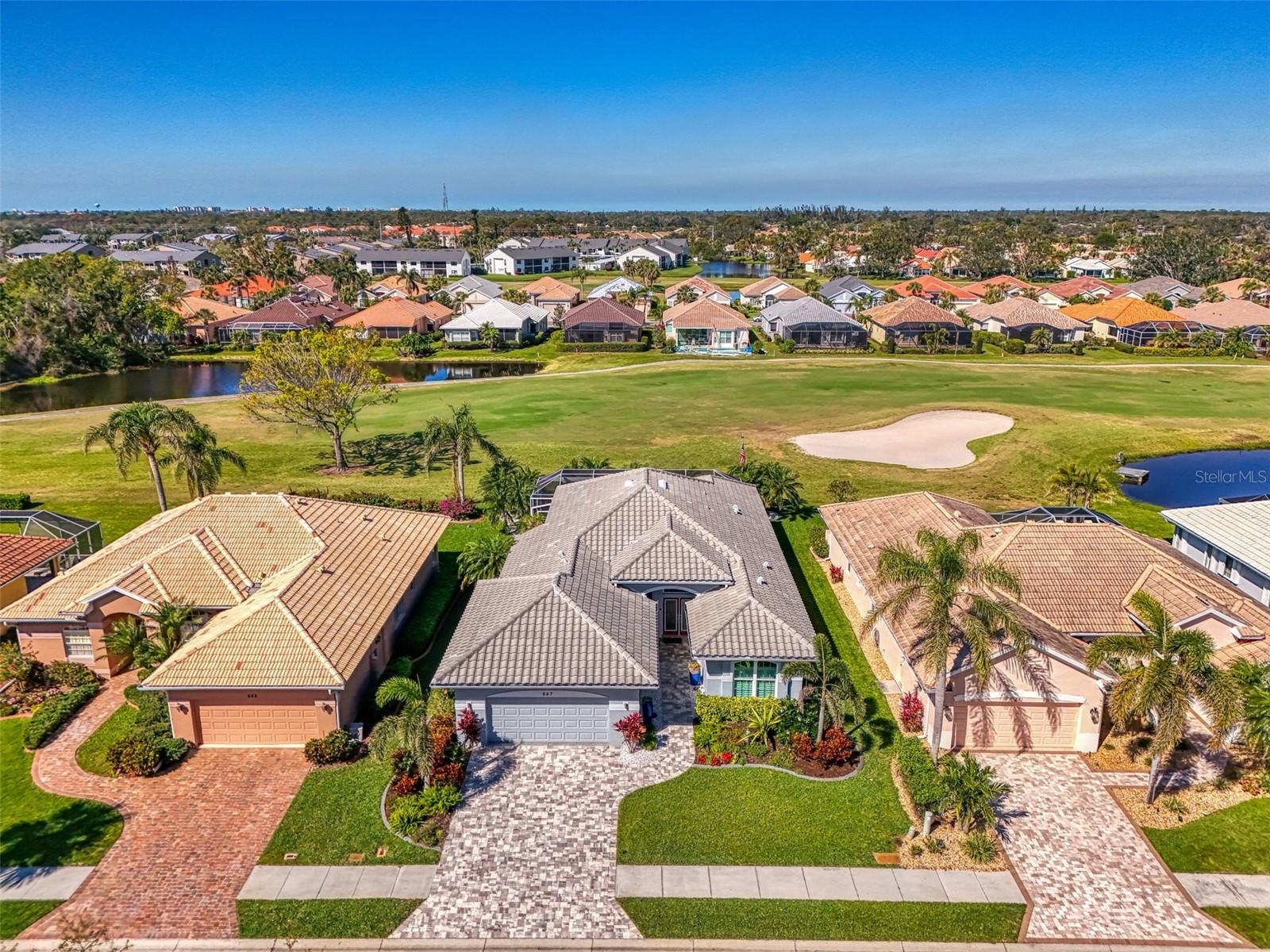 Details for 647 Pond Willow Lane, VENICE, FL 34292