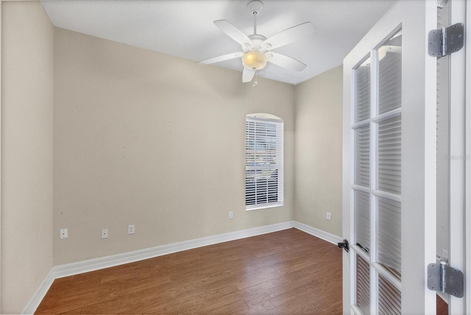 Image 14 of 41 For 9019 Eagle Bay Court