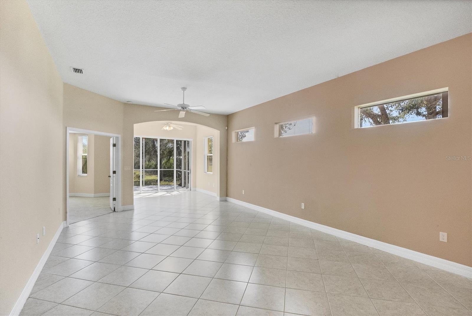 Image 4 of 41 For 9019 Eagle Bay Court