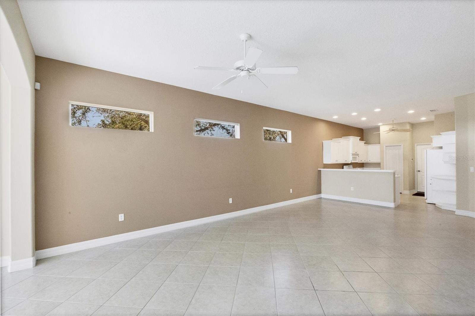 Image 8 of 41 For 9019 Eagle Bay Court