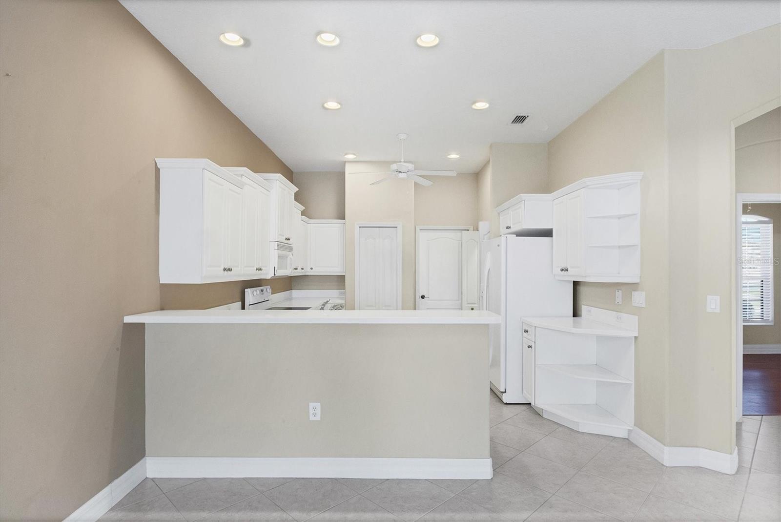 Image 9 of 41 For 9019 Eagle Bay Court