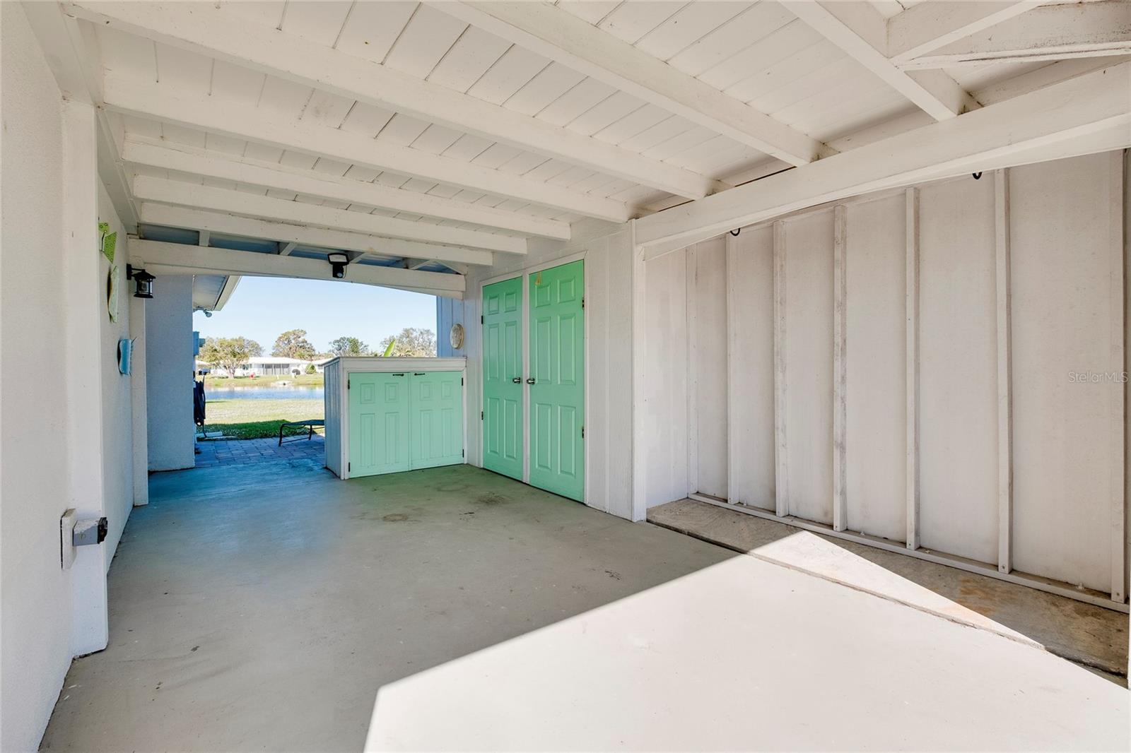 Image 13 of 67 For 483 Circlewood Drive O14