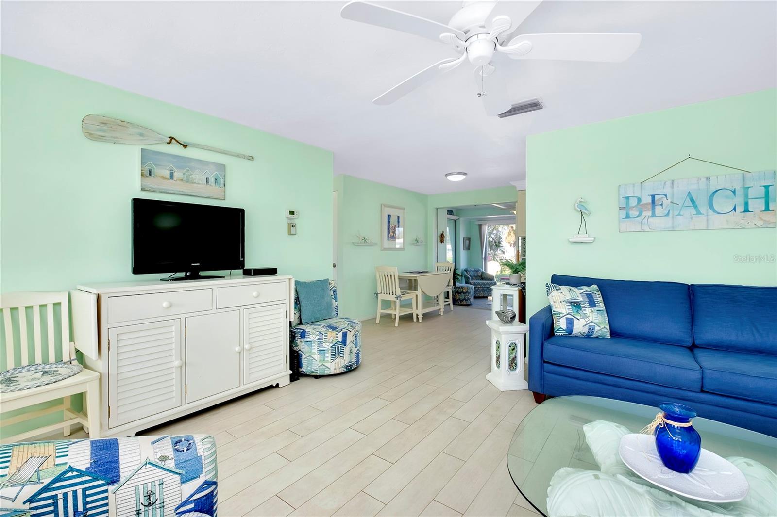 Image 27 of 67 For 483 Circlewood Drive O14