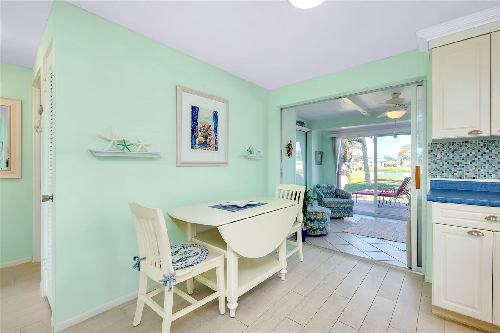 Image 30 of 67 For 483 Circlewood Drive O14