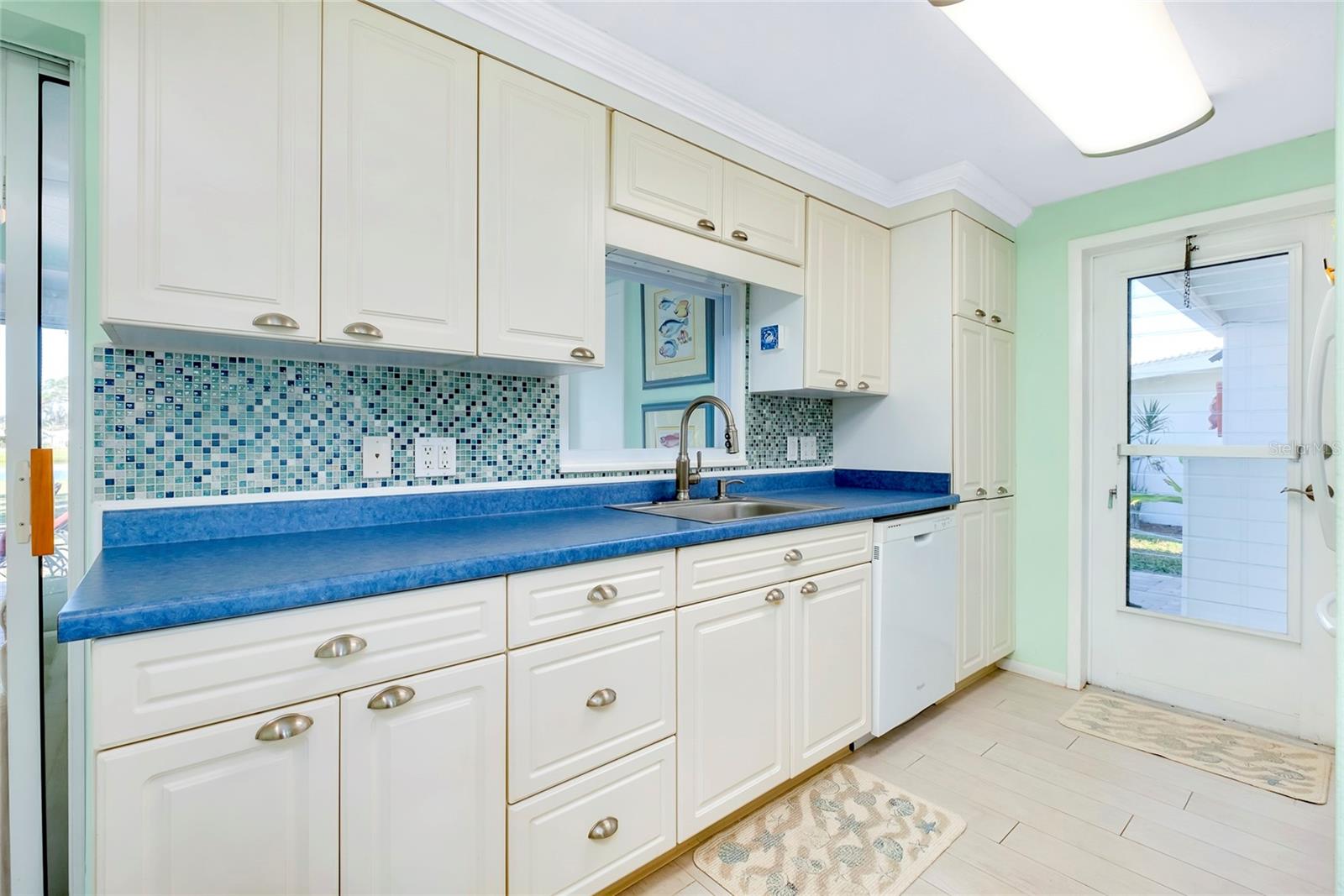 Image 42 of 67 For 483 Circlewood Drive O14
