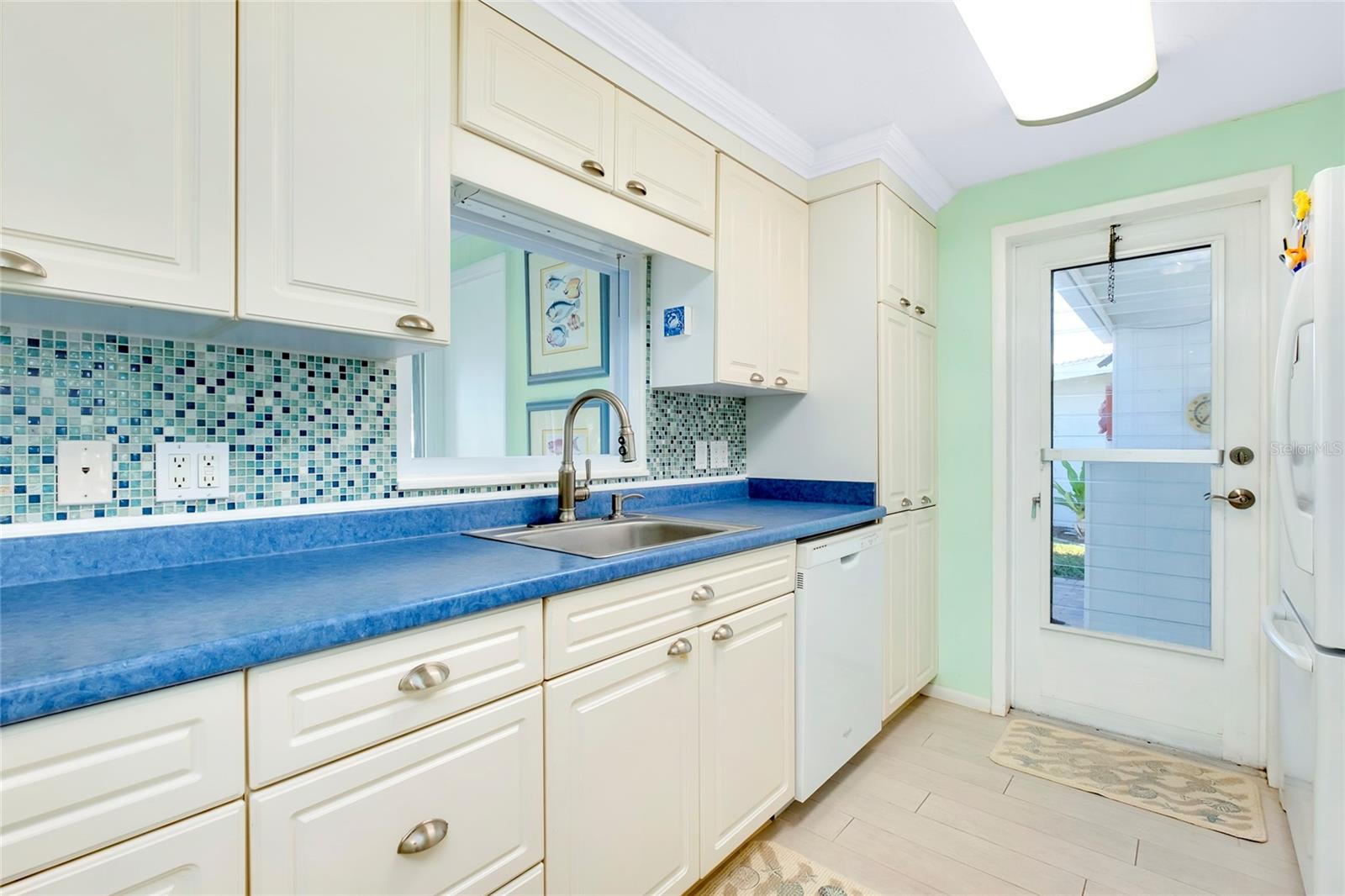 Image 43 of 67 For 483 Circlewood Drive O14