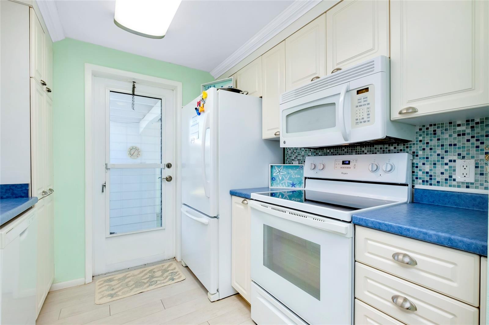 Image 44 of 67 For 483 Circlewood Drive O14