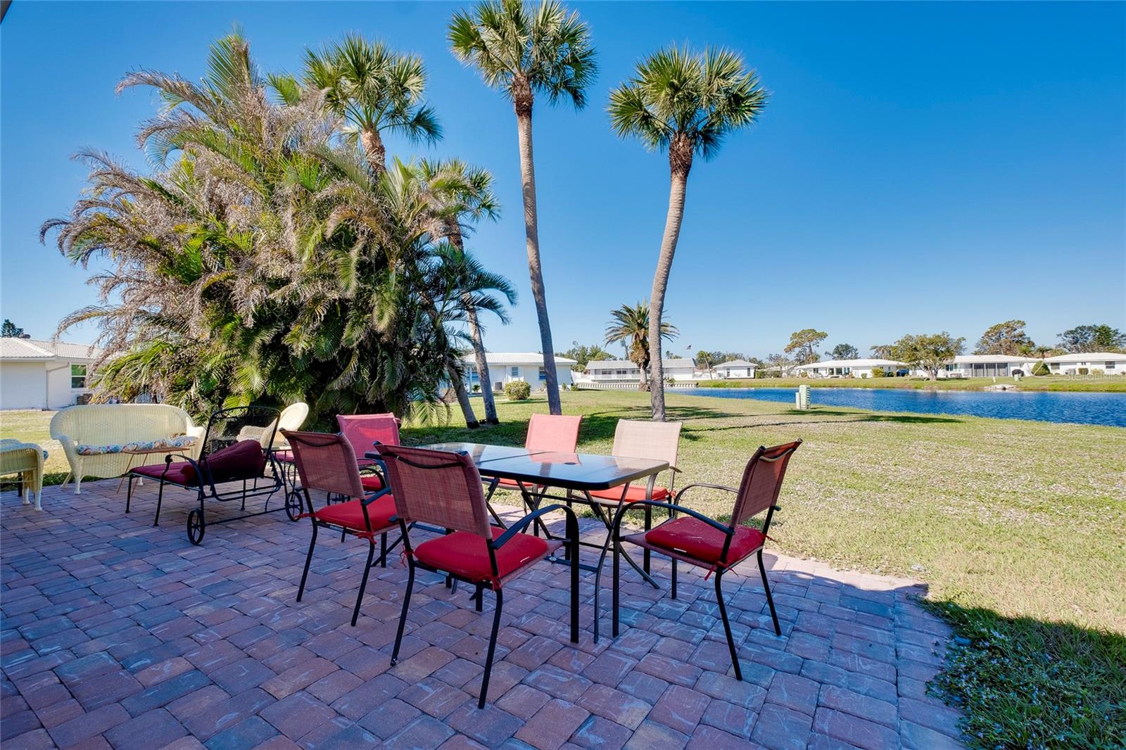 Image 5 of 67 For 483 Circlewood Drive O14
