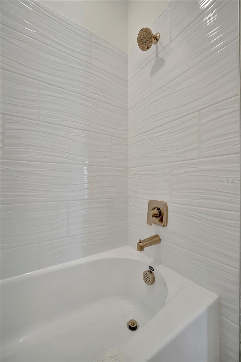 Image 21 of 48 For 10399 Abaco Falls Drive