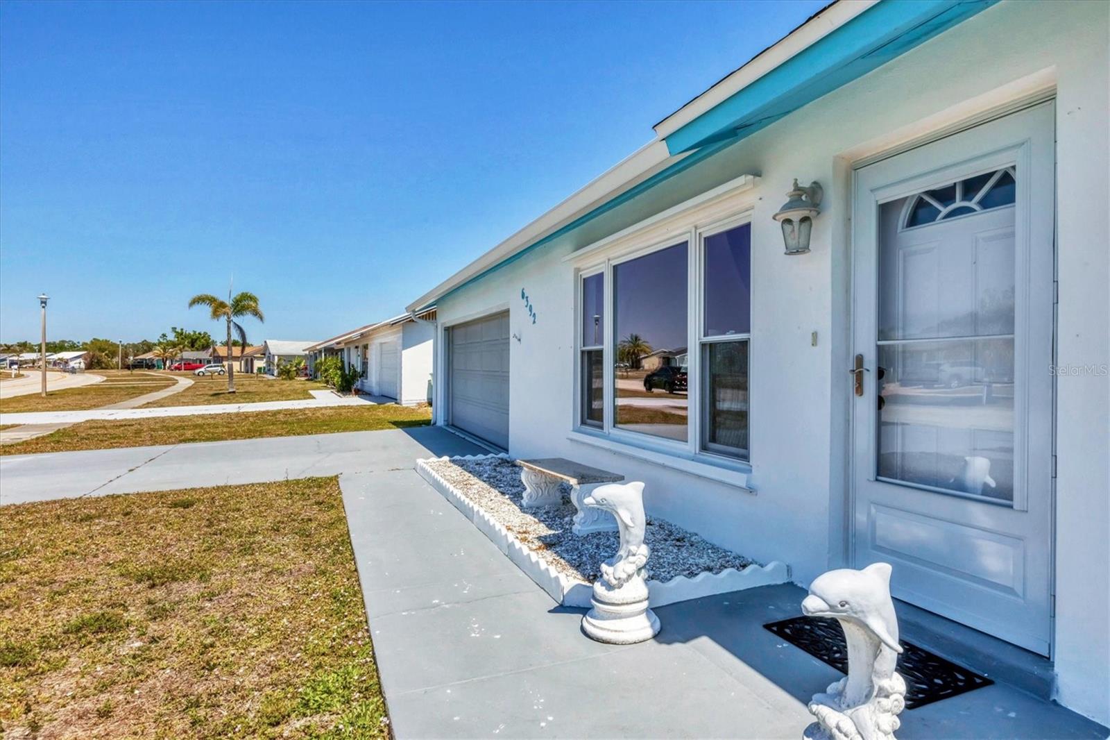 Image 2 of 37 For 6392 Coliseum Boulevard