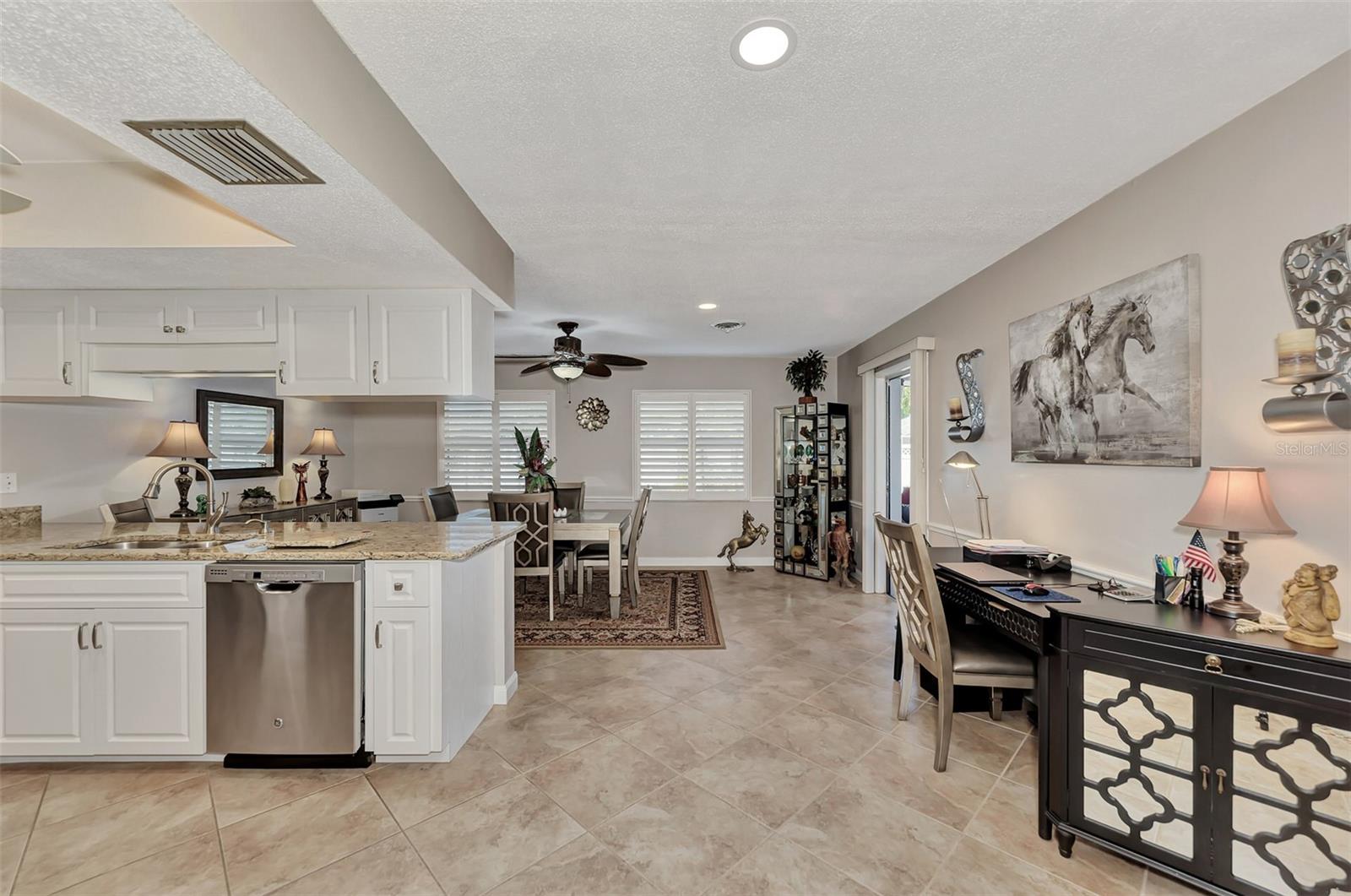 Image 17 of 52 For 1048 Ulrey Lane
