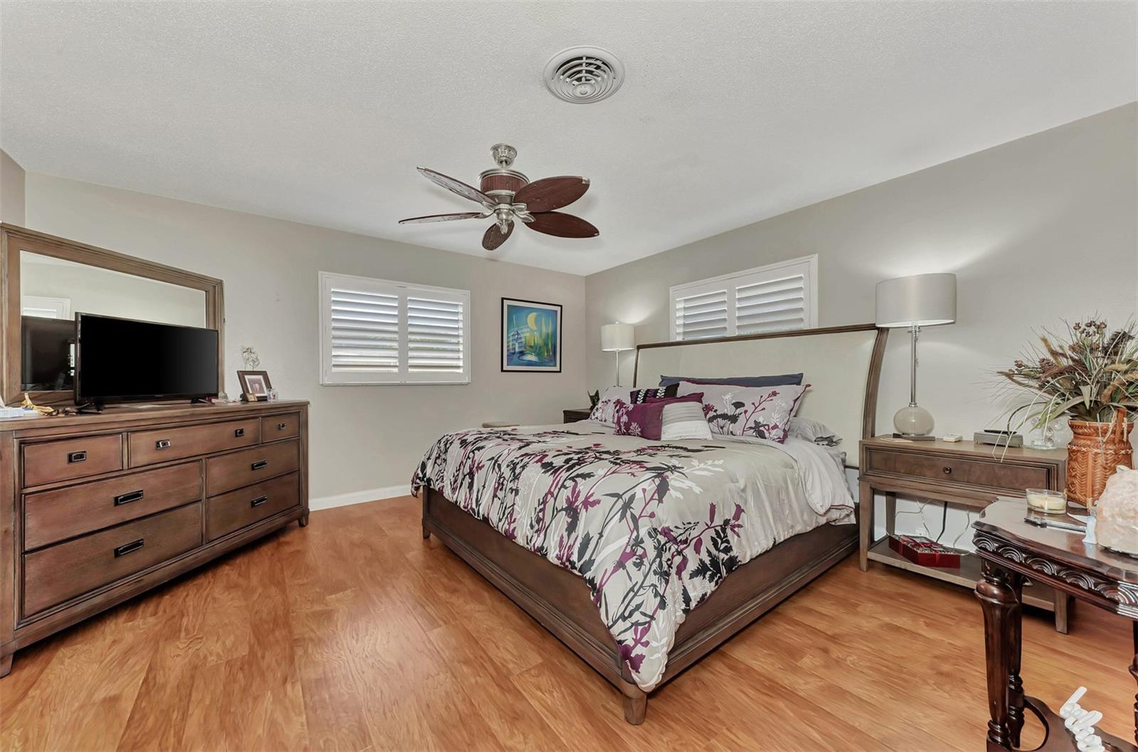 Image 31 of 52 For 1048 Ulrey Lane