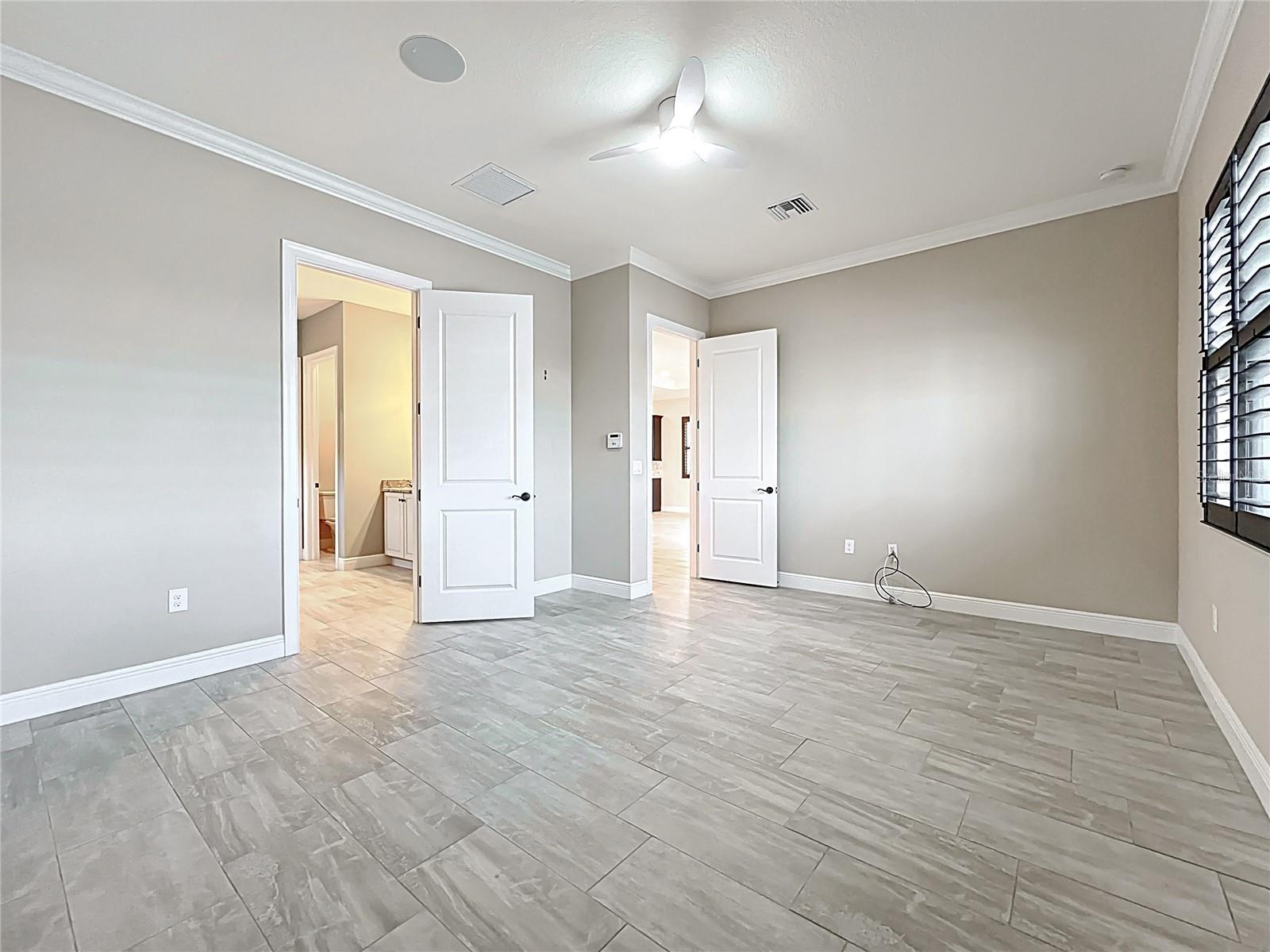 Image 42 of 80 For 23823 Waverly Circle