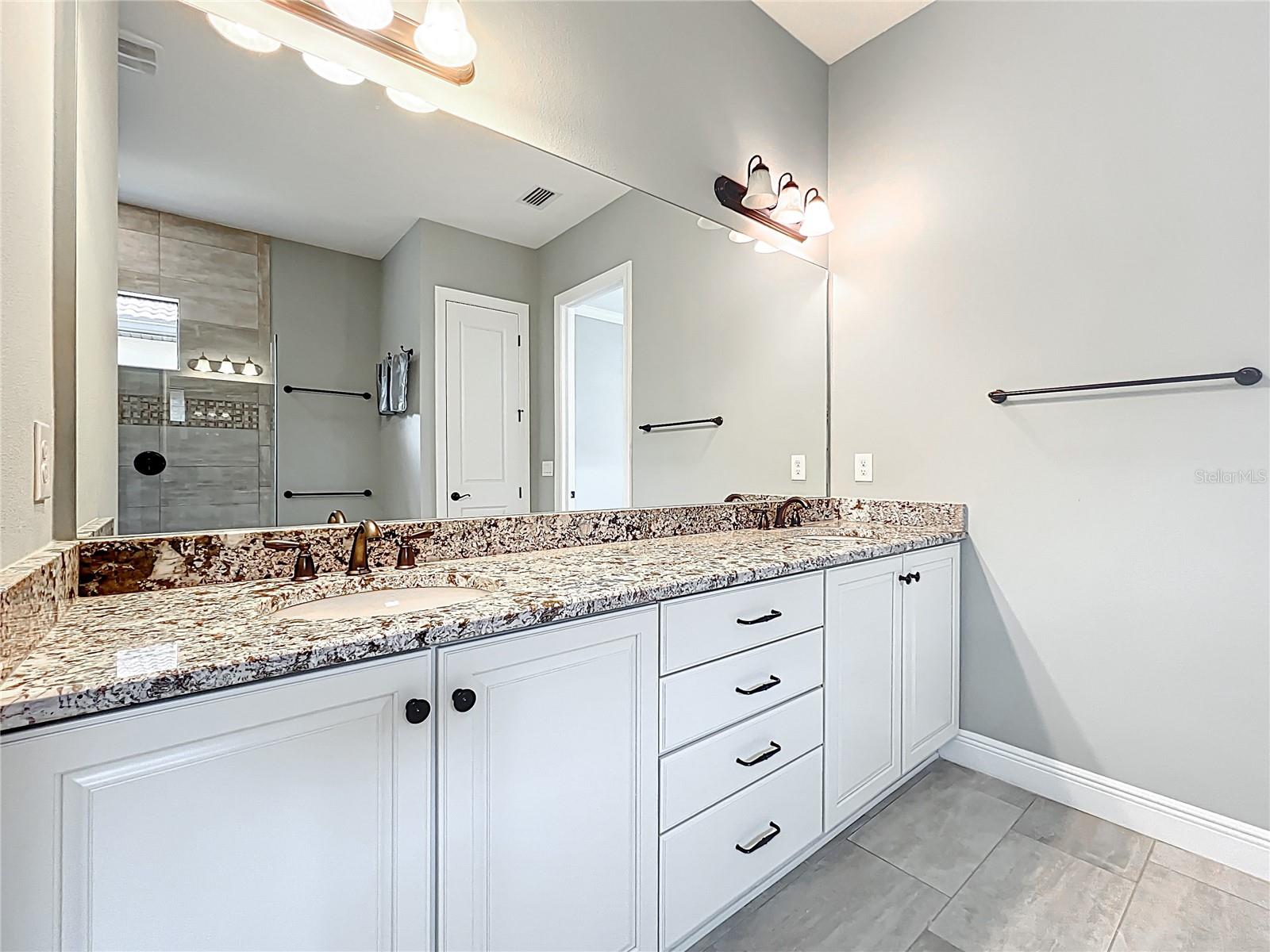 Image 49 of 80 For 23823 Waverly Circle