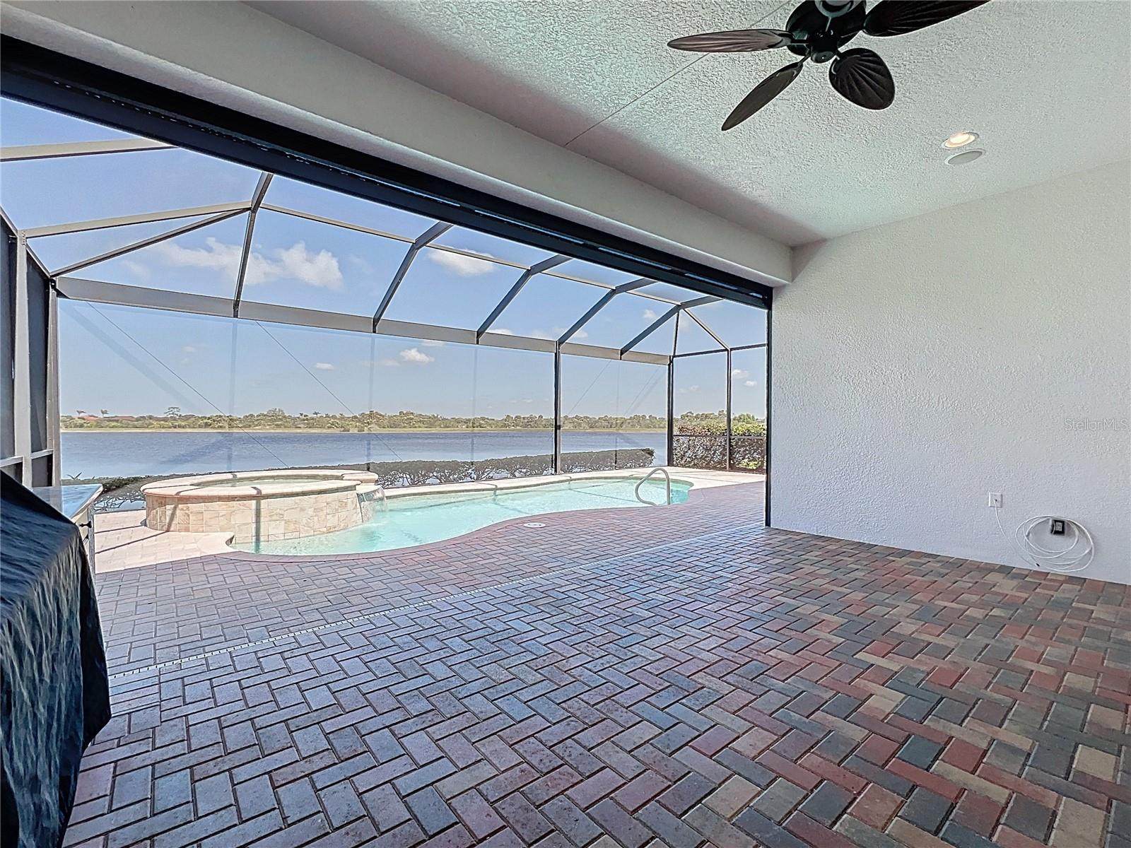 Image 61 of 80 For 23823 Waverly Circle
