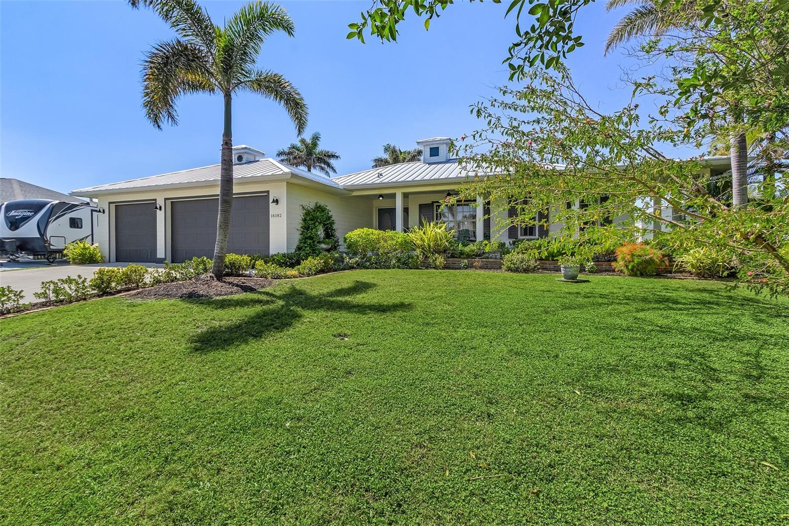 Details for 18382 Arapahoe Circle, PORT CHARLOTTE, FL 33948