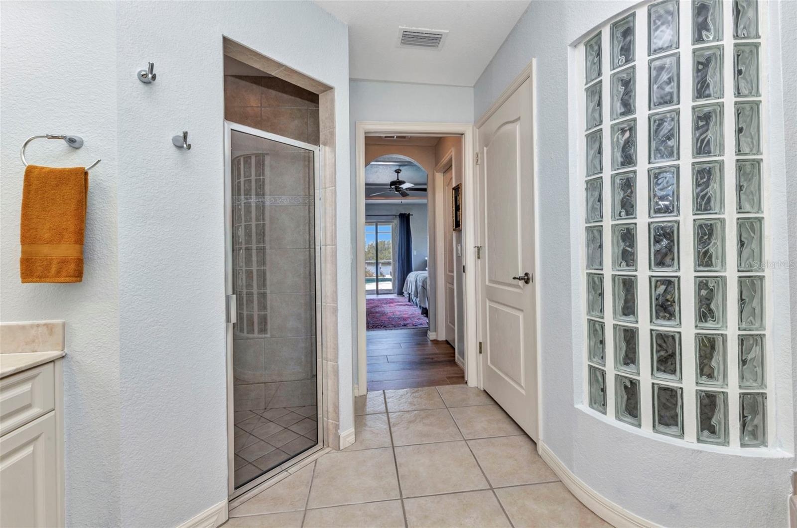 Image 28 of 94 For 18382 Arapahoe Circle