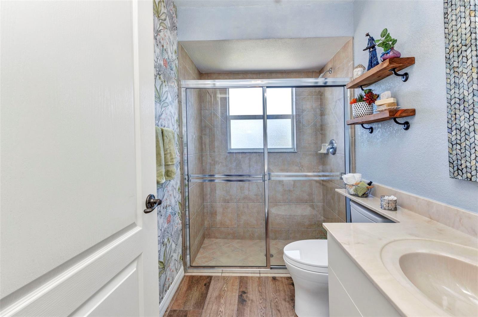Image 34 of 94 For 18382 Arapahoe Circle