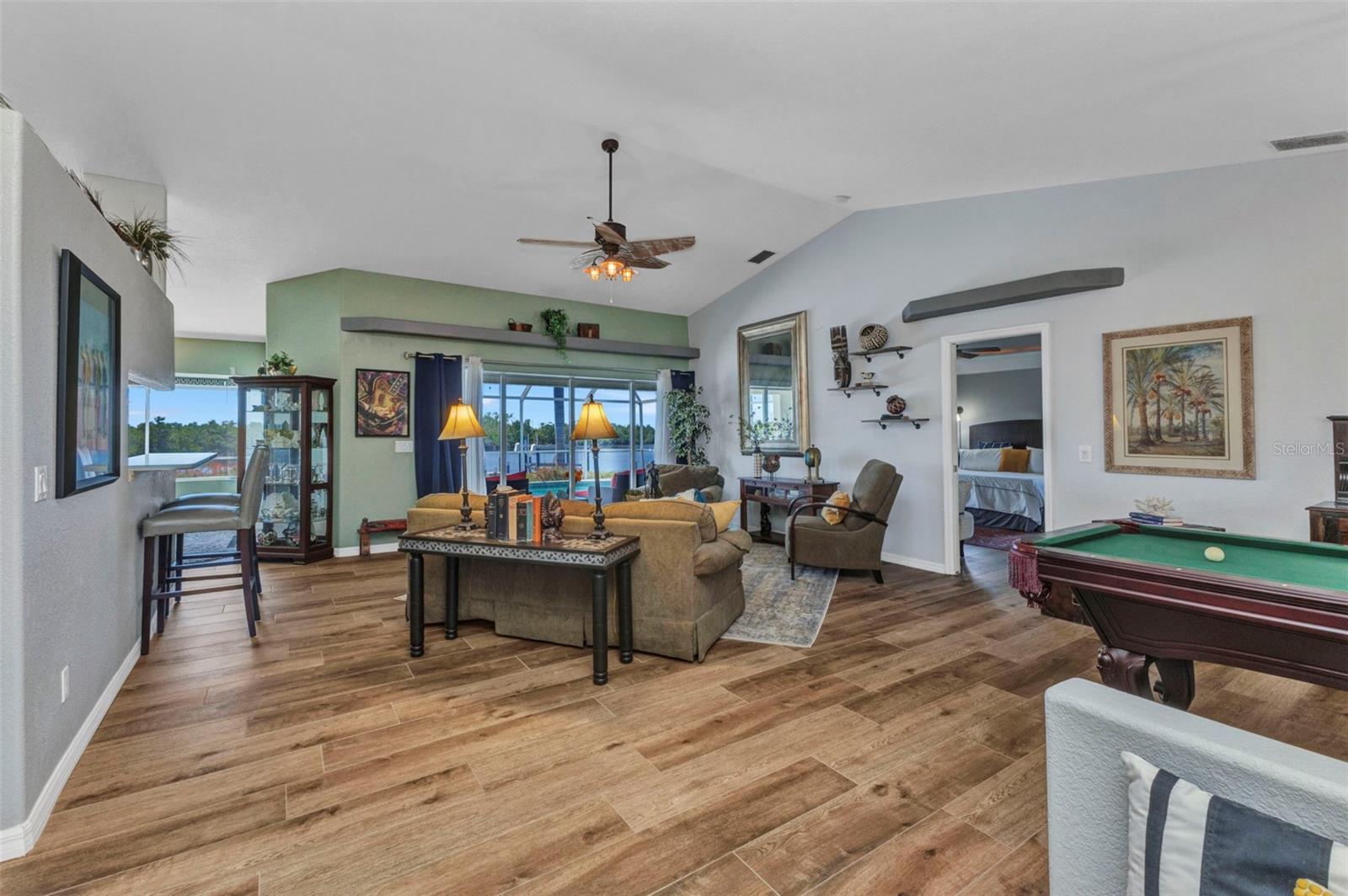 Image 8 of 94 For 18382 Arapahoe Circle