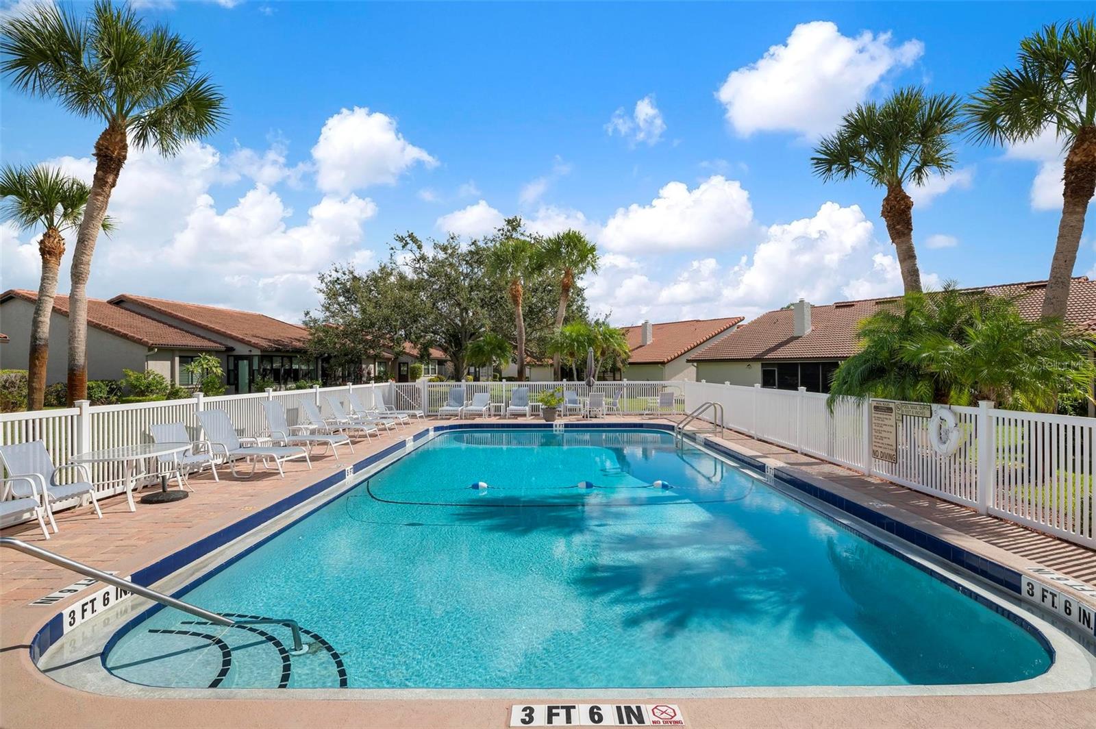 Image 34 of 43 For 867 Country Club Cir #71