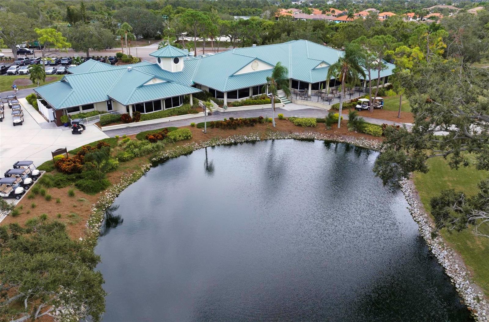 Image 36 of 43 For 867 Country Club Cir #71