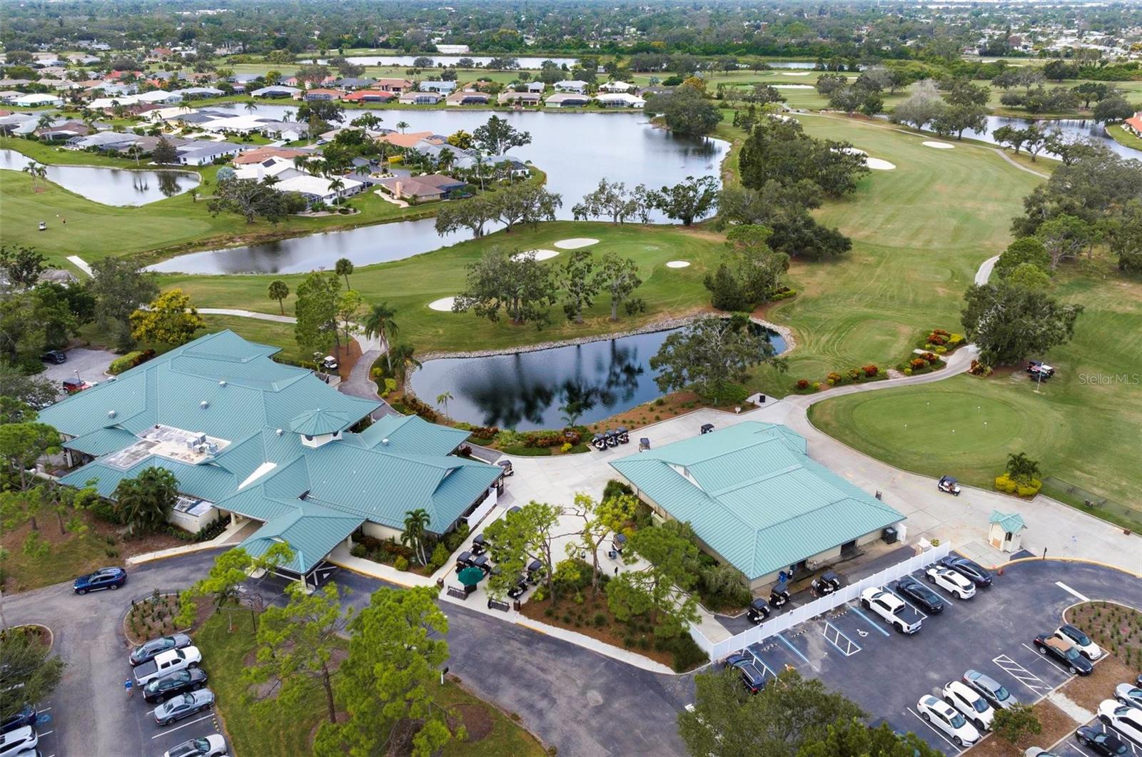 Image 37 of 43 For 867 Country Club Cir #71