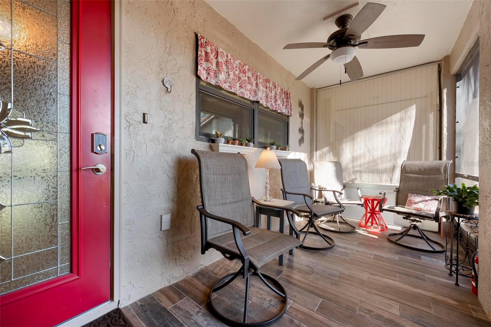 Image 4 of 43 For 867 Country Club Cir #71