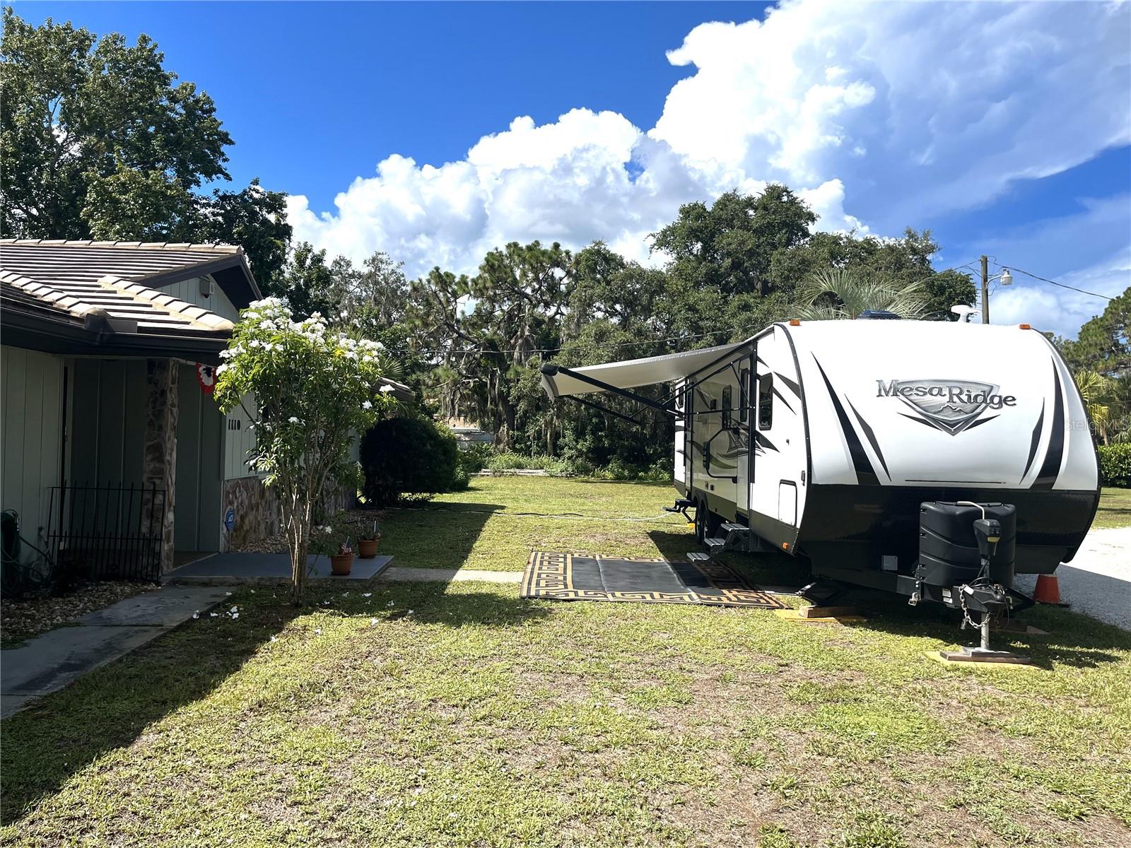 Image 41 of 42 For 1110 Gladstone Boulevard