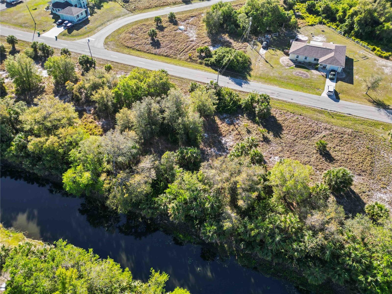 Image 4 of 21 For 145 Theresa Boulevard