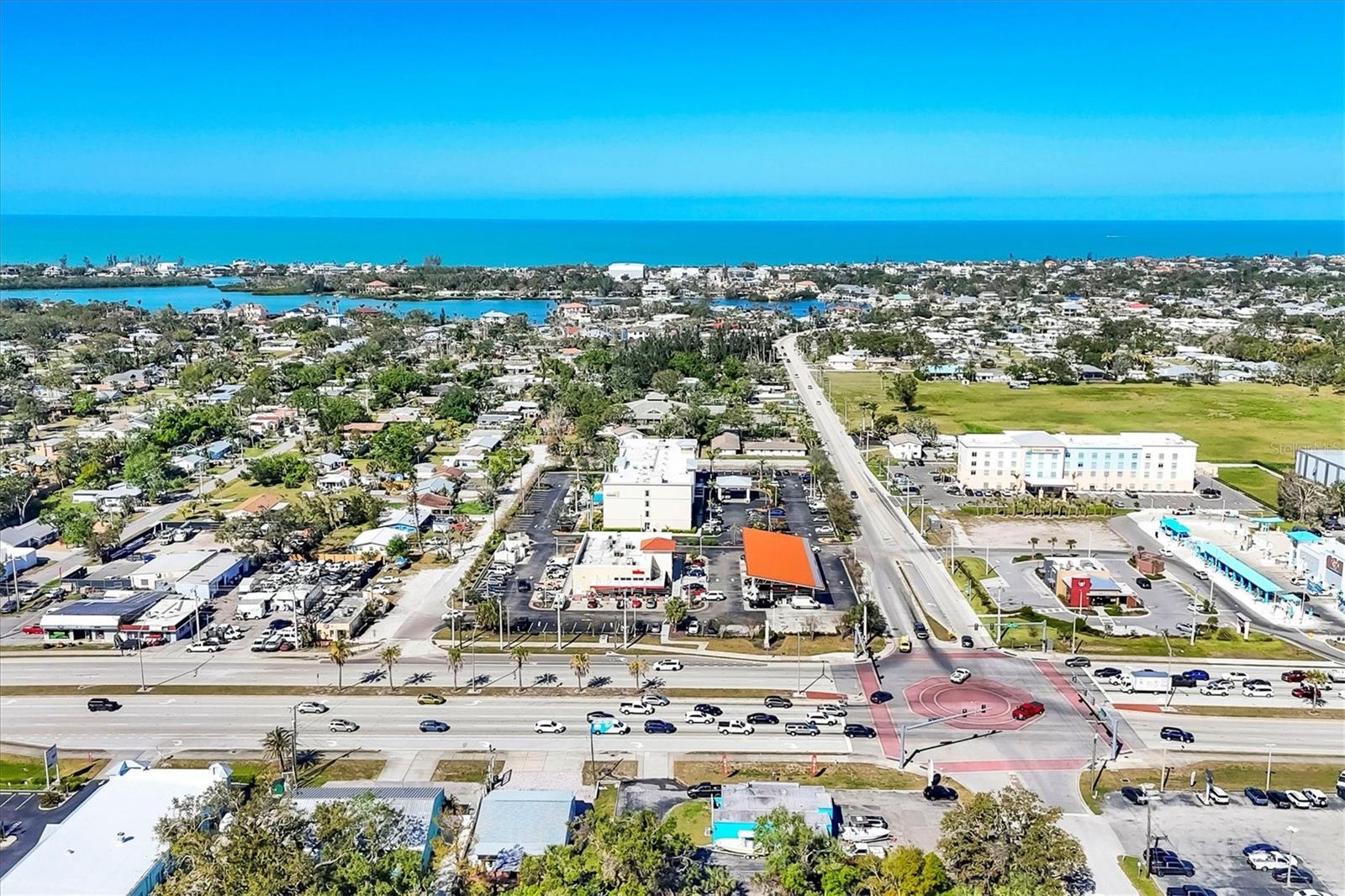 Image 42 of 45 For 101 Tamiami Trail S