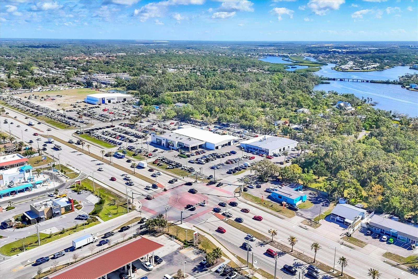 Image 6 of 45 For 101 Tamiami Trail S