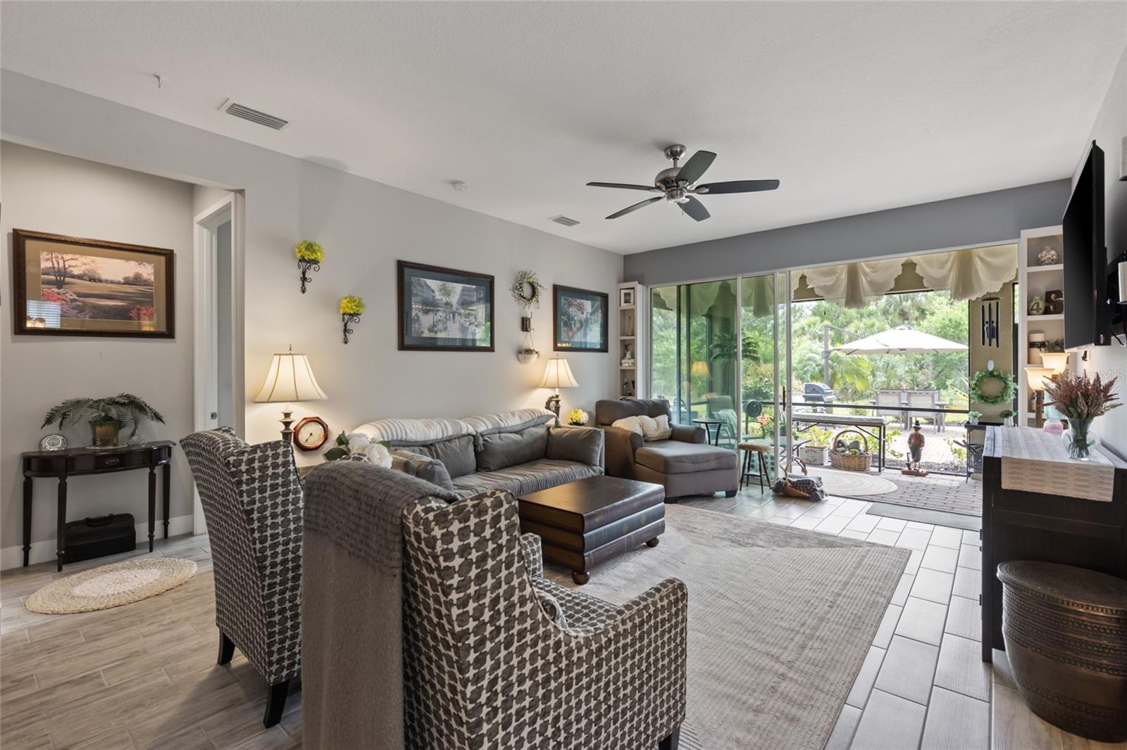 Image 4 of 52 For 11655 Renaissance Boulevard