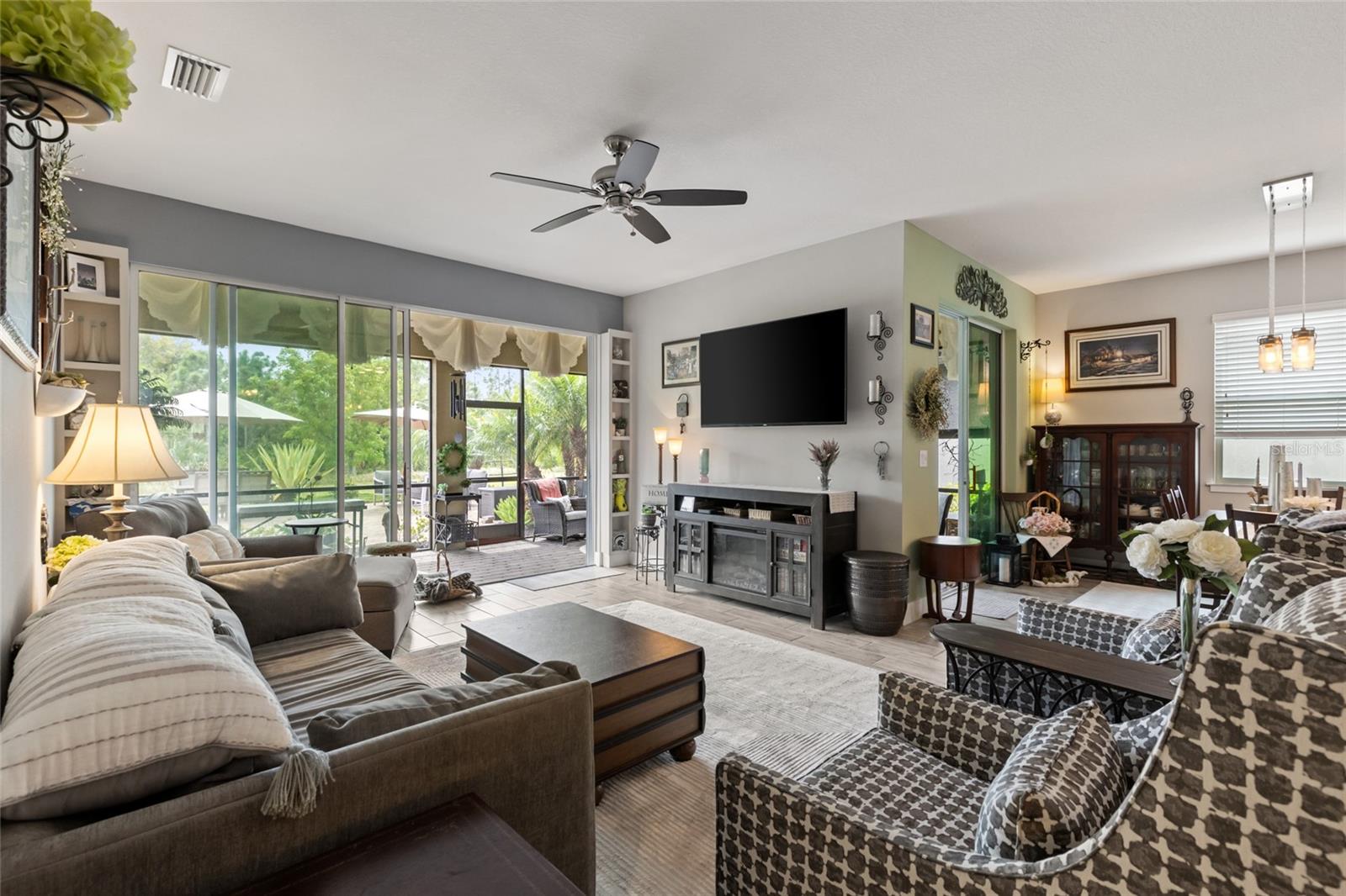 Image 5 of 52 For 11655 Renaissance Boulevard