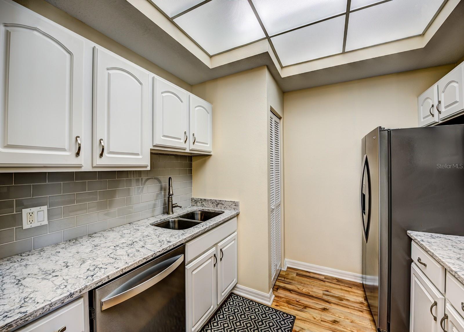 Image 13 of 26 For 3730 Cadbury Circle 400