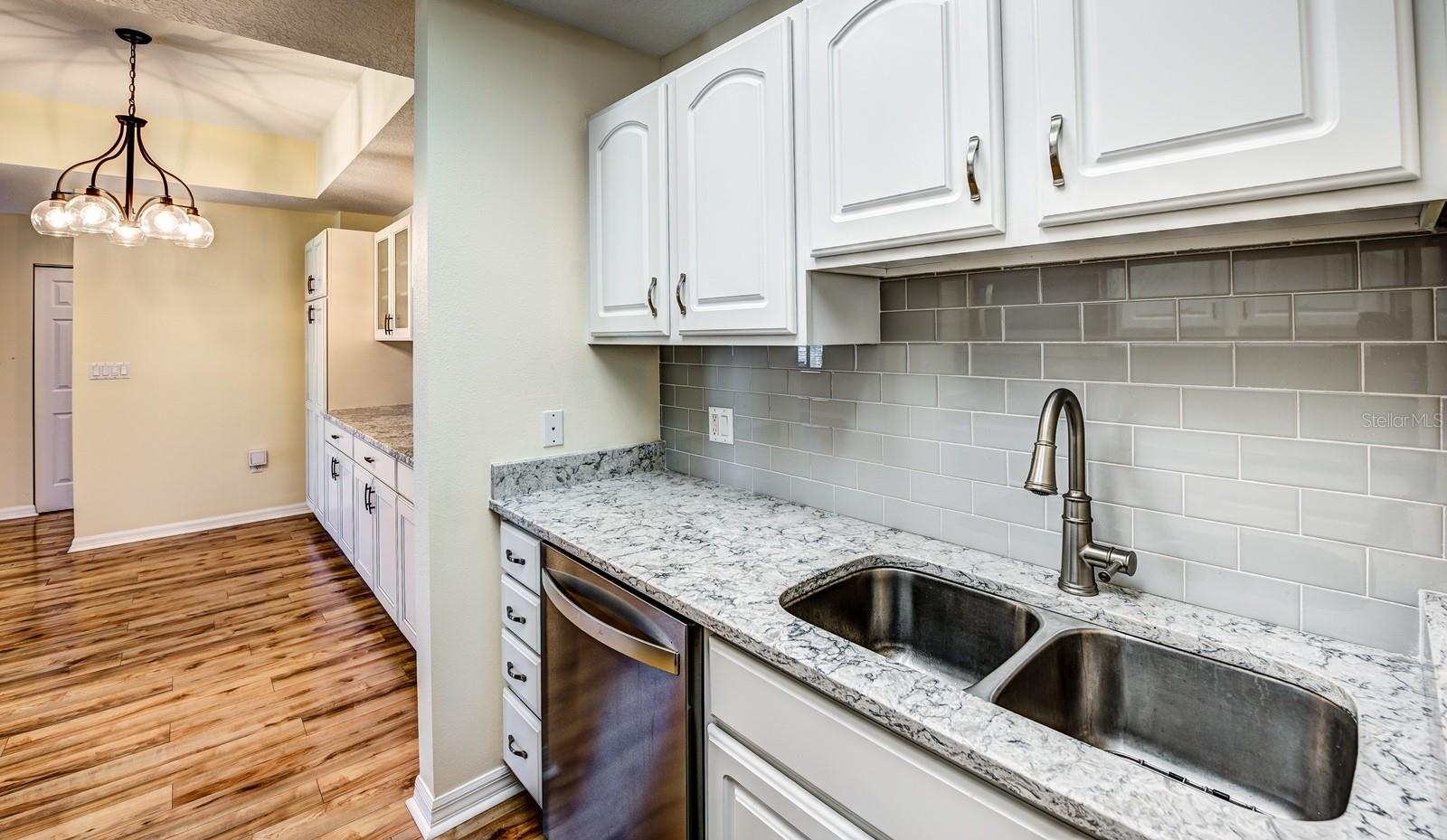 Image 15 of 26 For 3730 Cadbury Circle 400