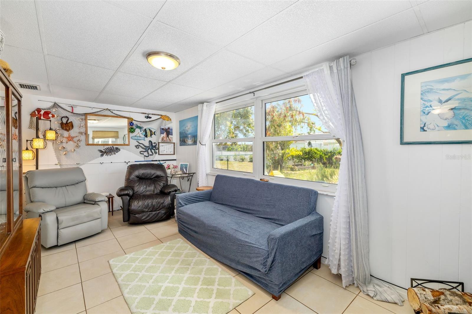 Image 13 of 49 For 1585 Keyway Court