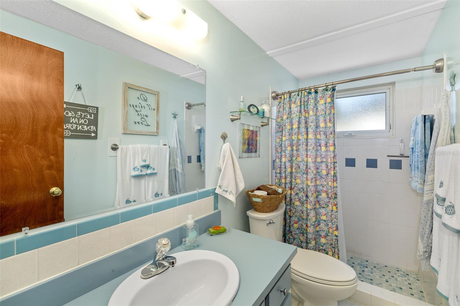Image 18 of 49 For 1585 Keyway Court