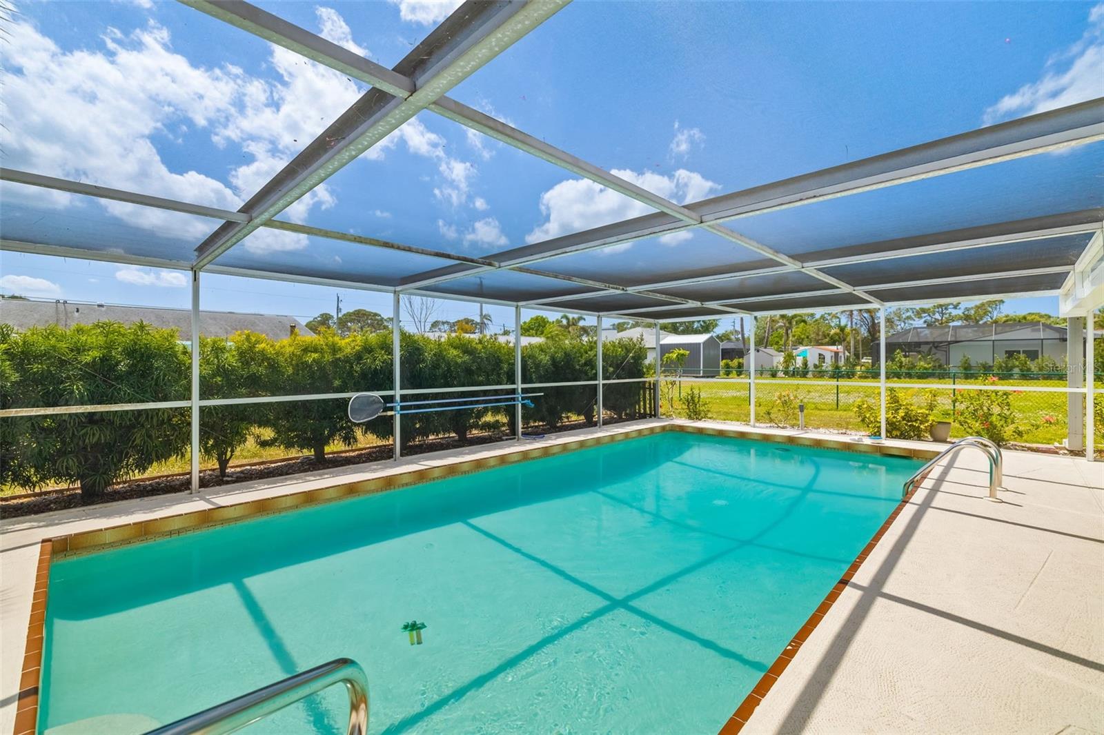 Image 21 of 49 For 1585 Keyway Court