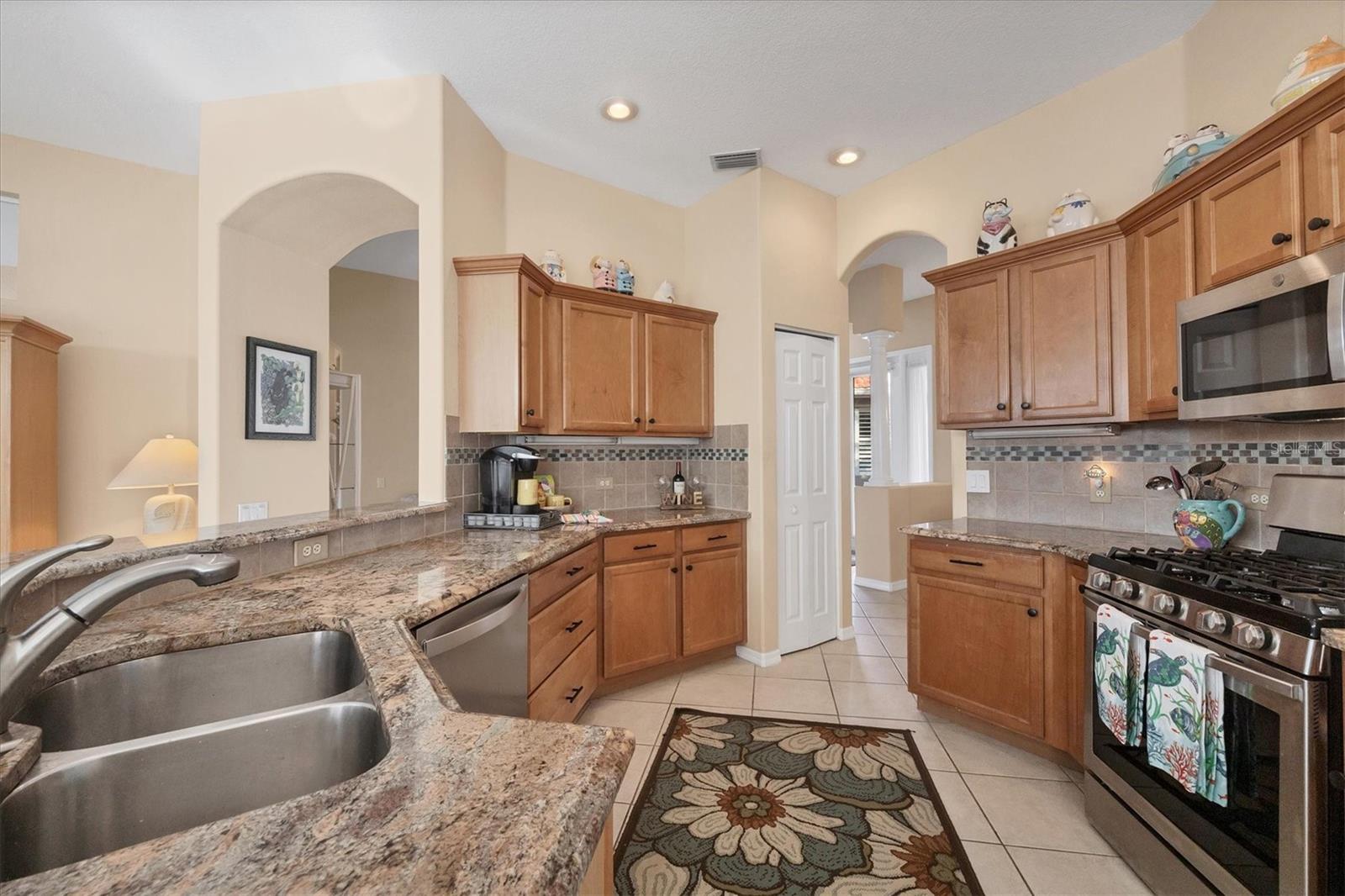 Image 14 of 60 For 5223 Pine Shadow Lane