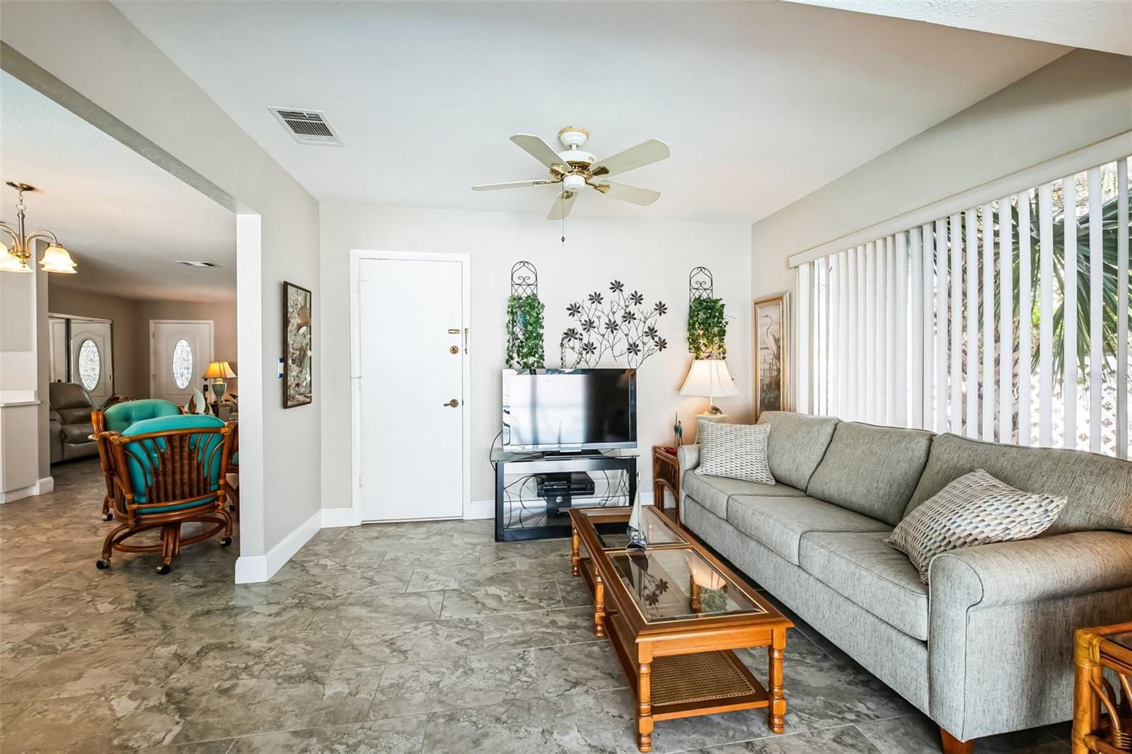 Image 8 of 16 For 8432 Culebra Avenue