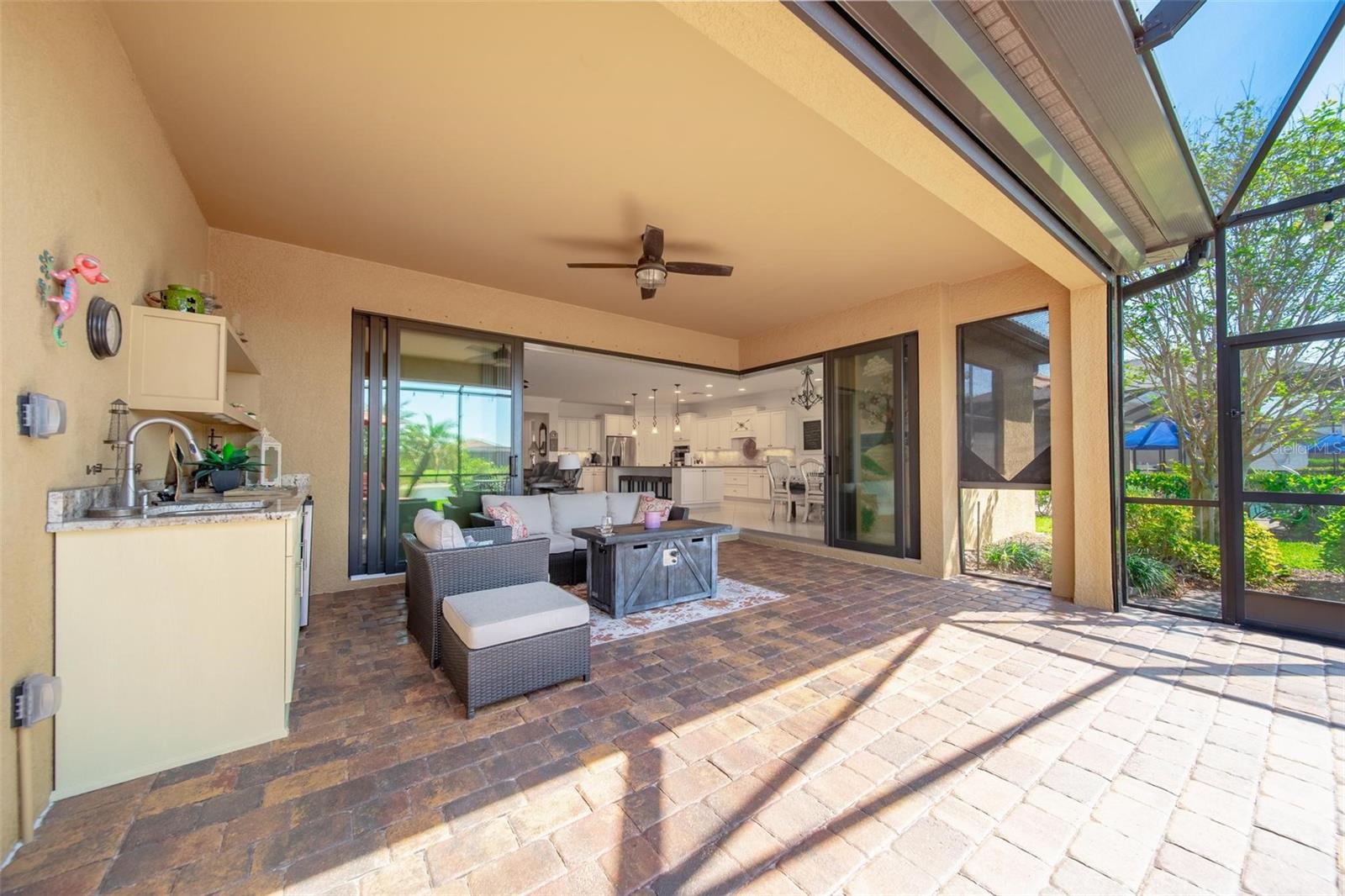 Image 11 of 58 For 13897 Umbria Street