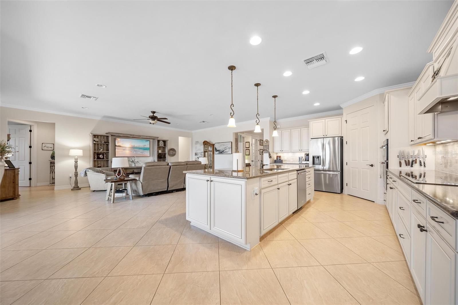Image 40 of 58 For 13897 Umbria Street