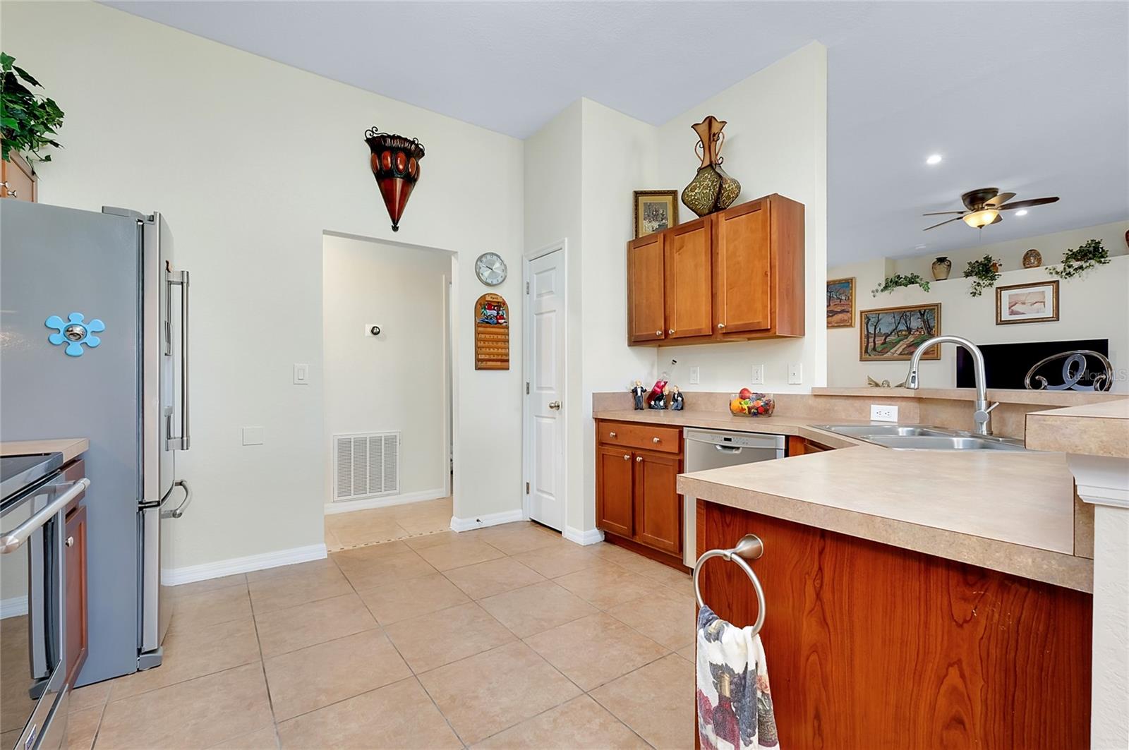 Image 38 of 89 For 13452 High Springs Avenue