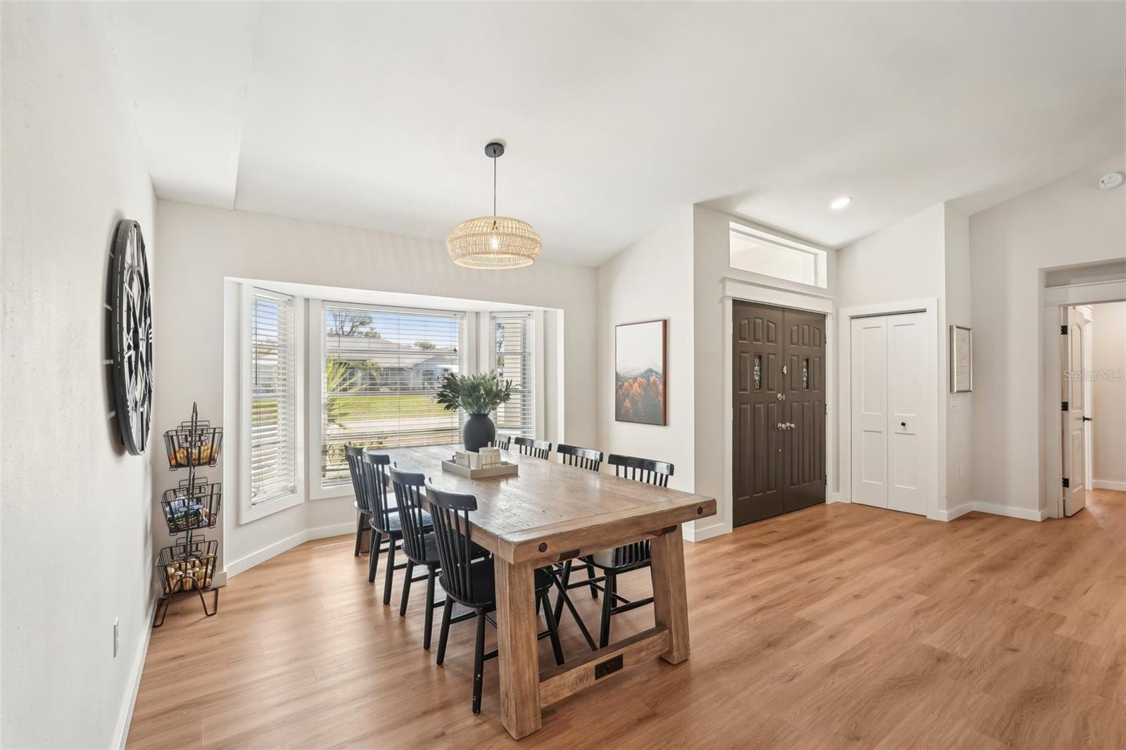 Image 12 of 53 For 5417 Maccaughey Drive