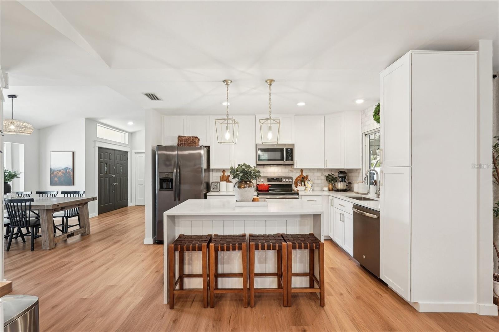 Image 13 of 53 For 5417 Maccaughey Drive