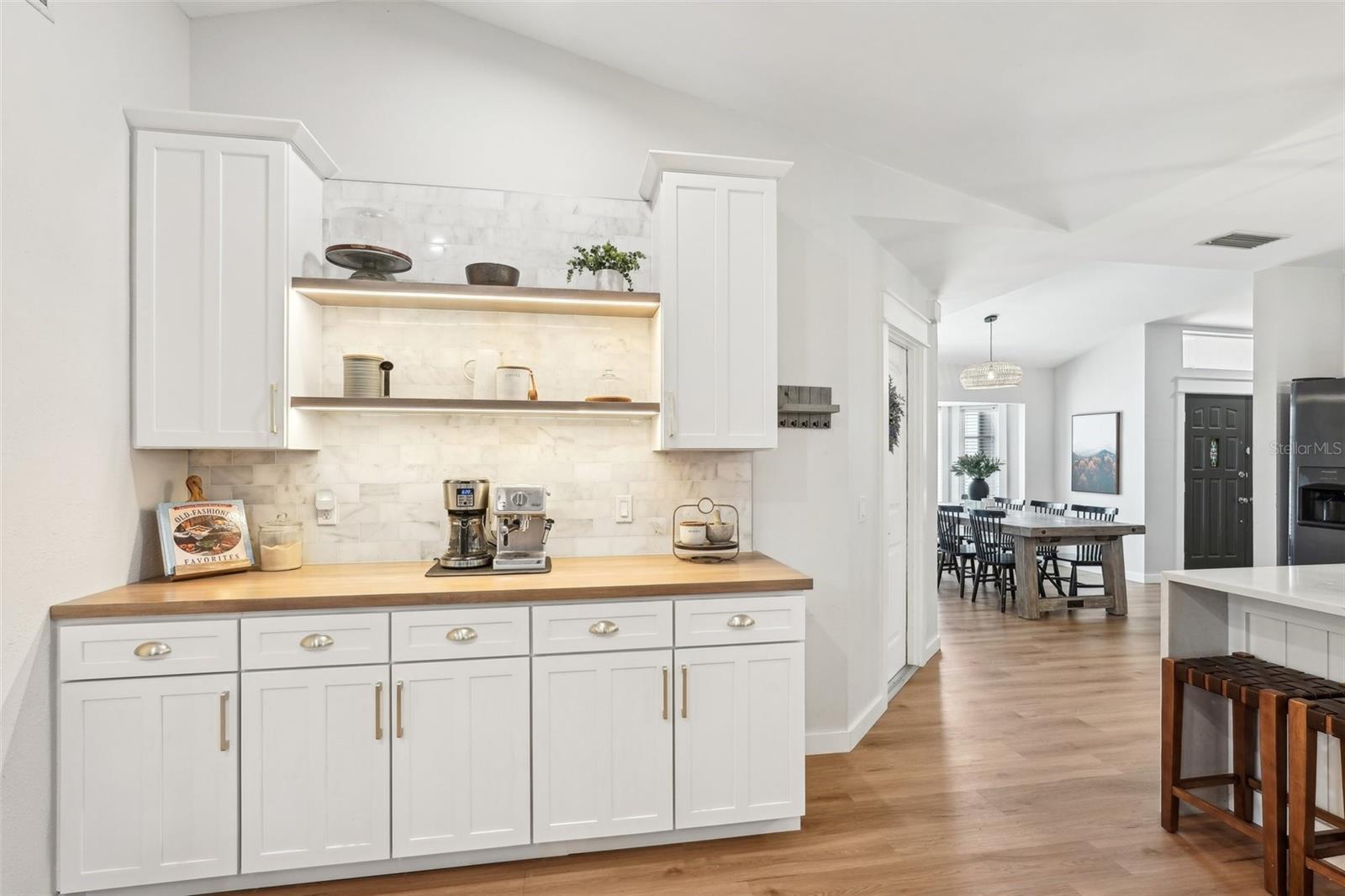 Image 16 of 53 For 5417 Maccaughey Drive