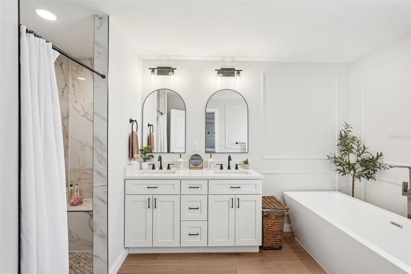 Image 17 of 53 For 5417 Maccaughey Drive